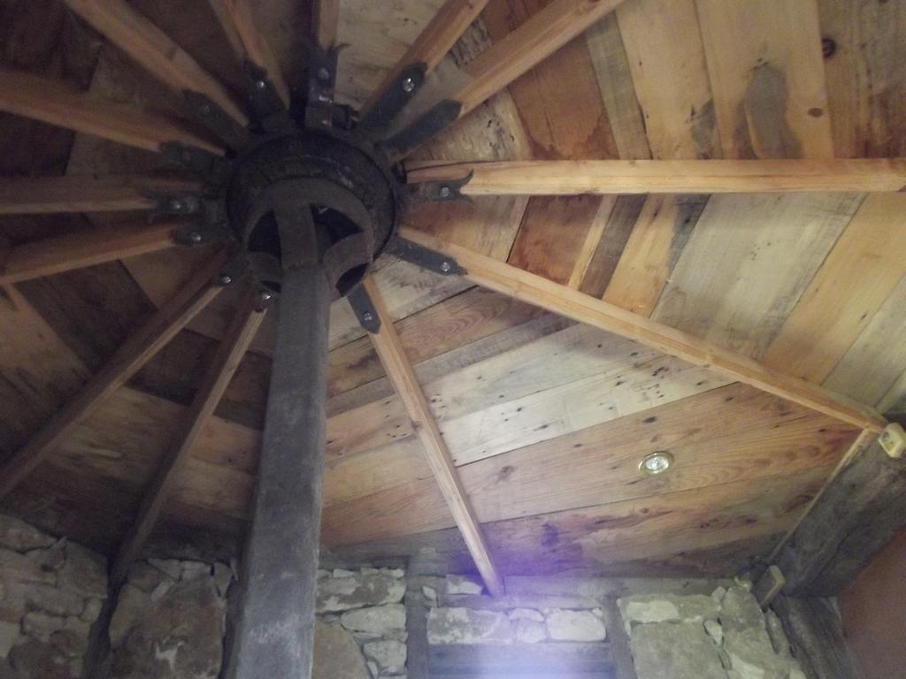 Gites Des 3 Vallees Salignac Eyvigues Exteriér fotografie
